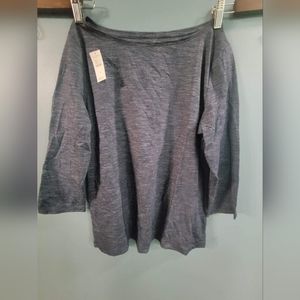 Mid sleeve top